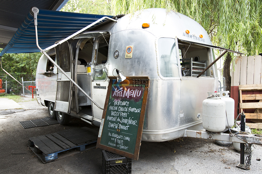 W pełni wyposażona przyczepa k – Mobile Coffee Van Equipment recenzja i cena